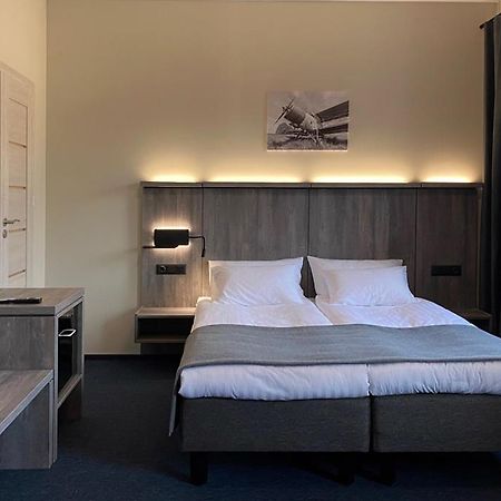 Brut Wine Hotel Zarasai Dış mekan fotoğraf
