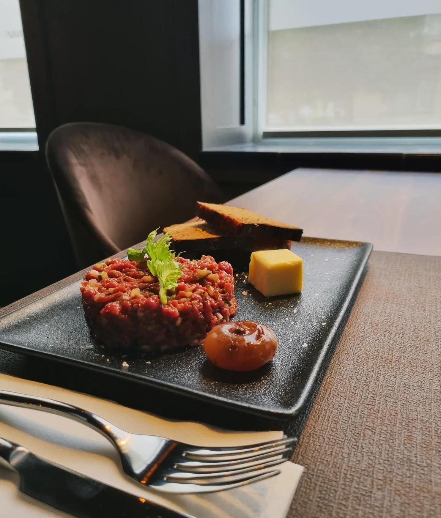 Brut Wine Hotel Zarasai Dış mekan fotoğraf